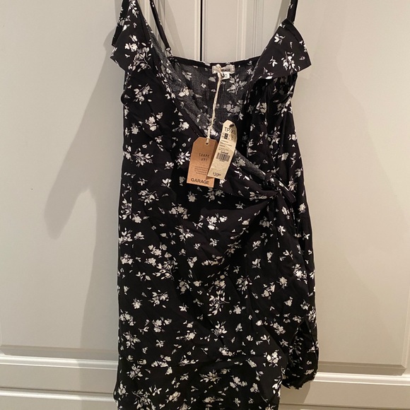 Garage Wrap Dress - Picture 2 of 3